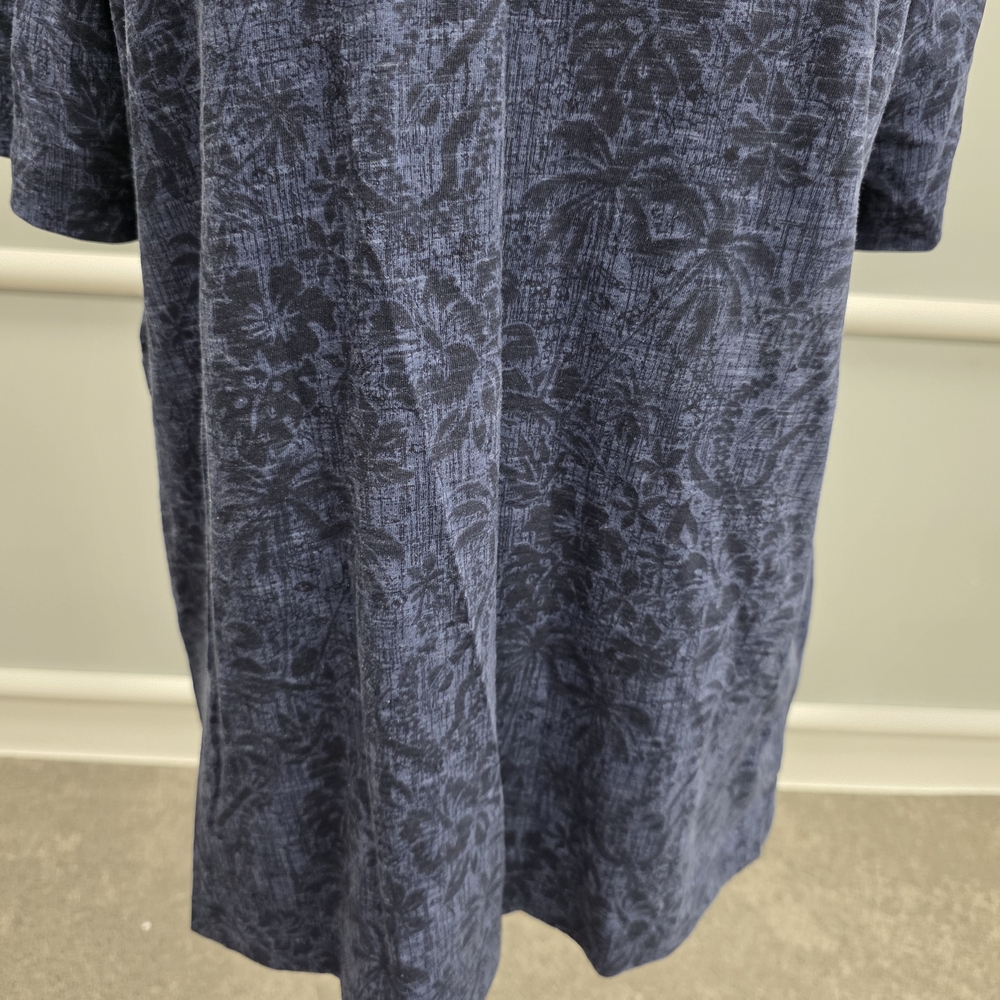 Izod Men's Saltwater All Over Print Blue Polo Shirt - Picture 3 of 6
